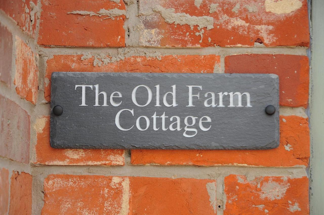 Northlands Farm - Old Farm Cottage Chichester Bagian luar foto