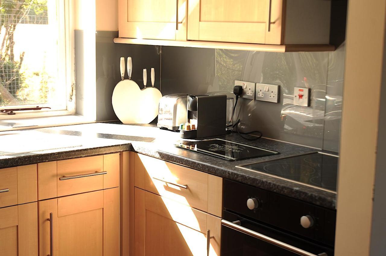 Northlands Farm - Old Farm Cottage Chichester Bagian luar foto