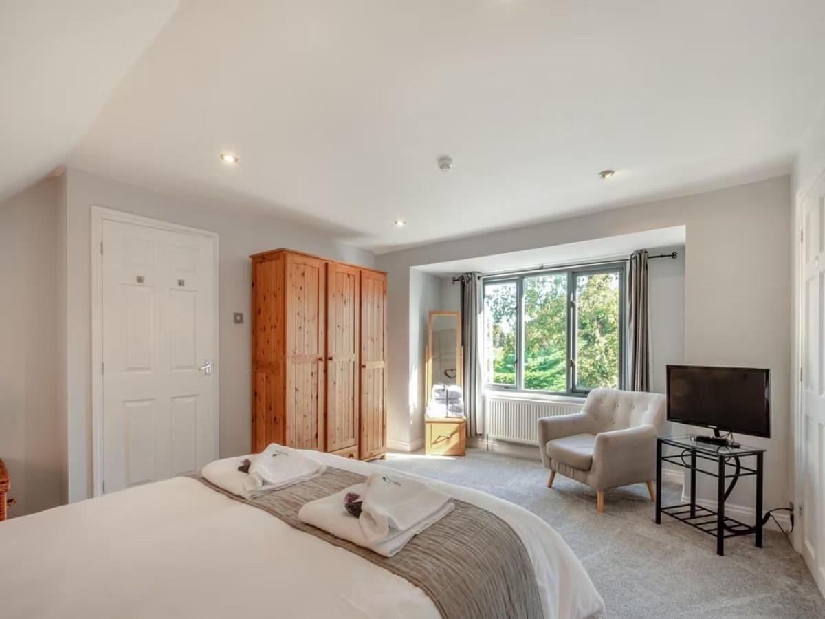 Northlands Farm - Old Farm Cottage Chichester Bagian luar foto